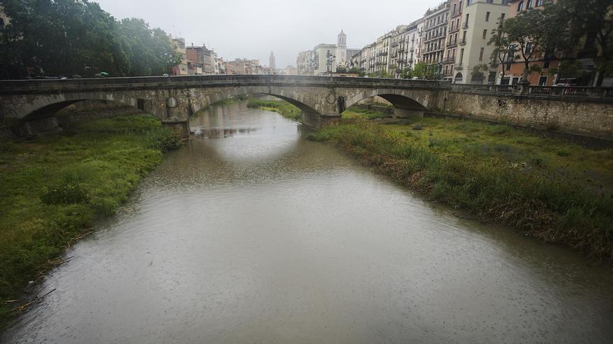 Les imatges de les darreres precipitacions a la ciutat de Girona.