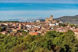 El pueblo con una de las juderías mejor conservadas de España donde comer las mejores migas con panceta