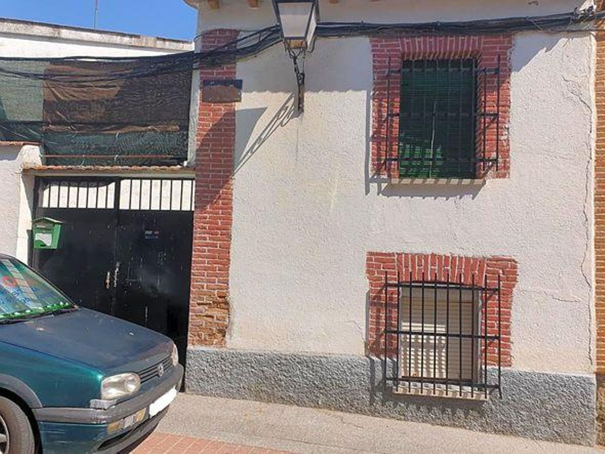 Casa en venta para reformar en Villamanta