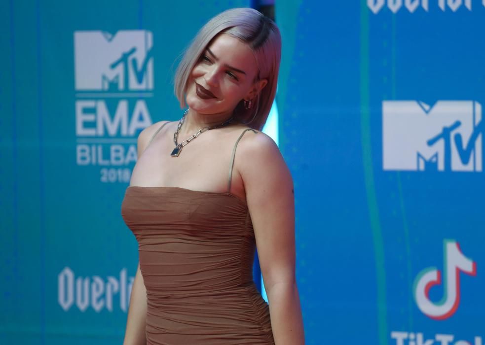 Singer Anne-Marie arrives at the 2018 MTV Europe ...