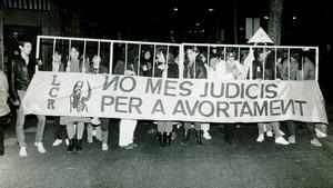 Manifestación por la despenalización total del aborto, en 1984.