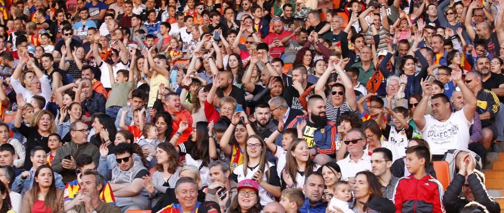 La espectacular afición del Valencia CF