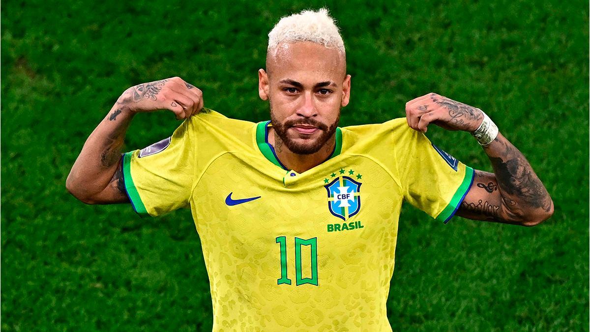 Neymar de Silva Jr. #10 of the Brazil National Soccer Team with his... |  Neymar, Men's soccer teams, Soccer team