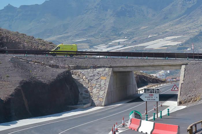 Apertura del primer tramo de la carretera de La ...