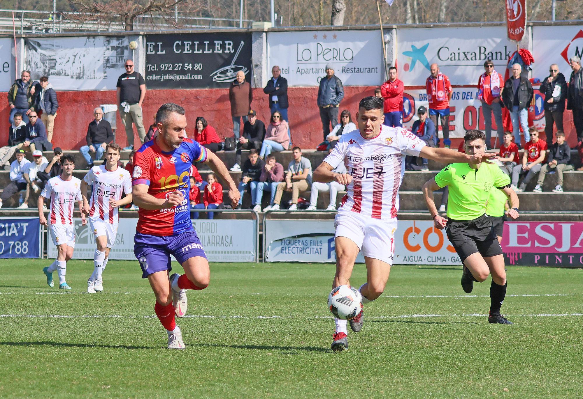 Olot- CE Manresa, en imatges