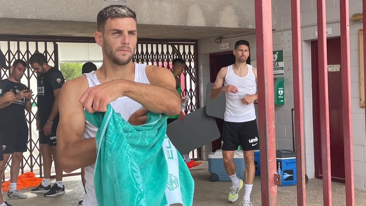 Lucas Boyé, a la salida del campo de entrenamiento del Elche.