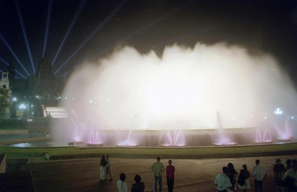 Las fuentes de Montjuïc recuperaron toda su agua y su luz durante los Juegos Olímpicos de Barcelona 1992.