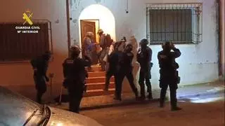La operación de la Guardia Civil en Villanueva de Córdoba culmina con cuatro personas detenidas y tres en prisión