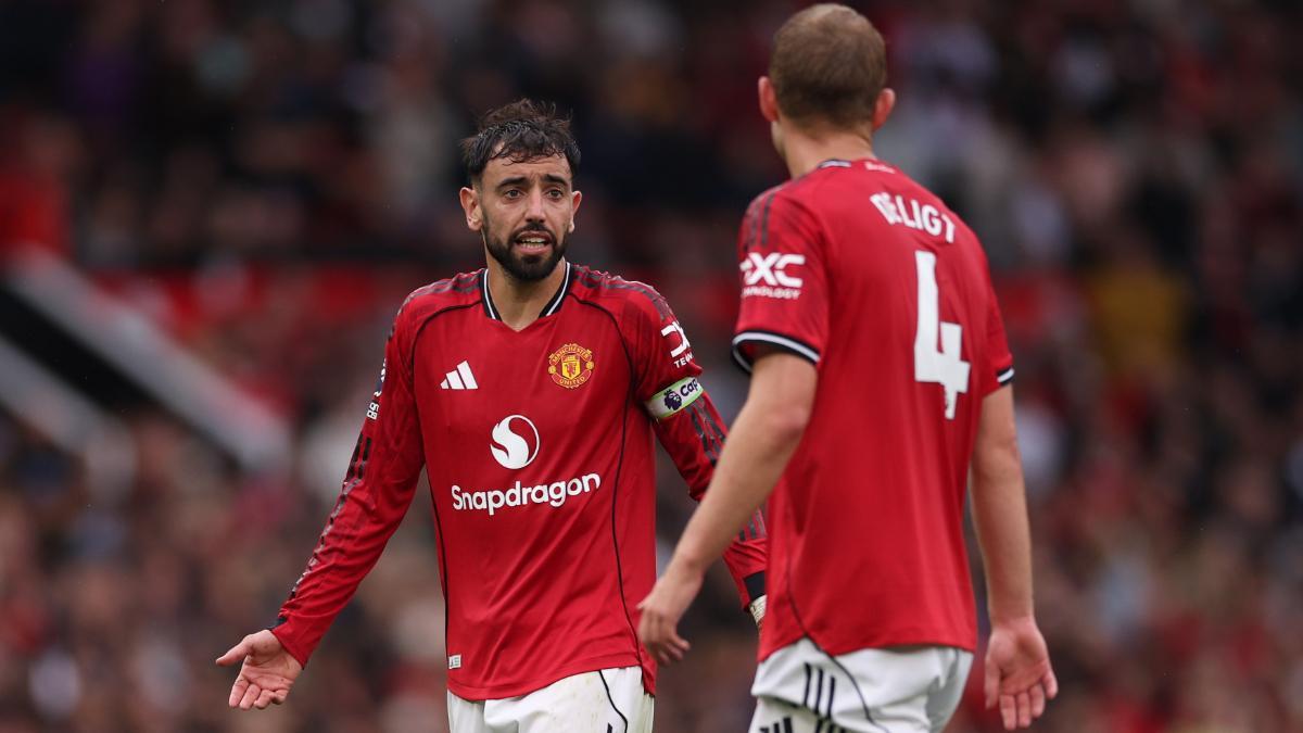 Bold Asian woman's defiant display