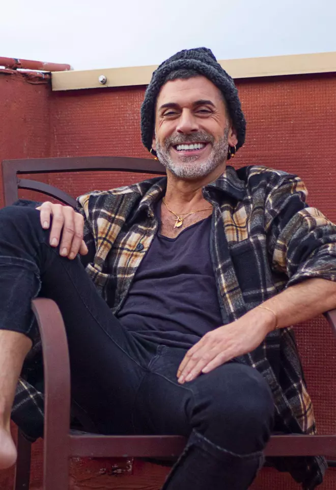 “Me ofrecieron hacer el disco fuera pero quería grabarlo aquí y con mi gente”