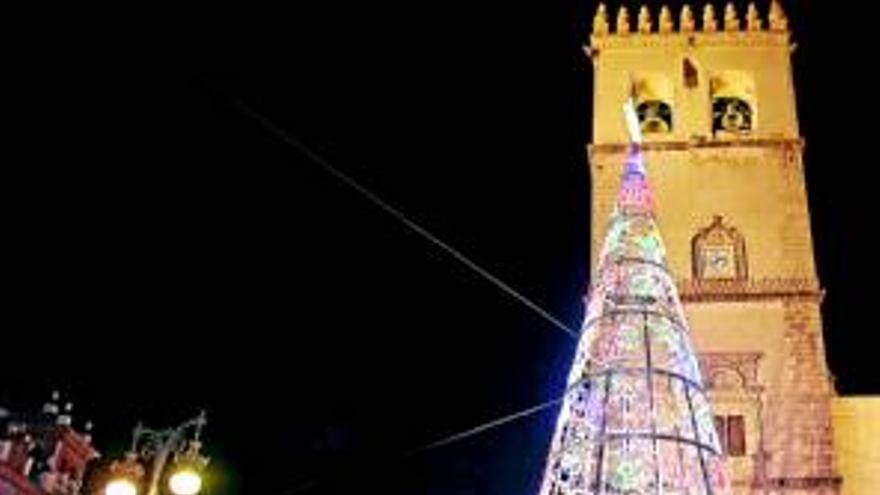 La Navidad llena las calles de Badajoz de tradición y encanto