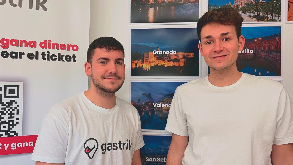 Miguel Sancho (izqda) y Jesús Villanueva, cofundadores de la app Gastrik