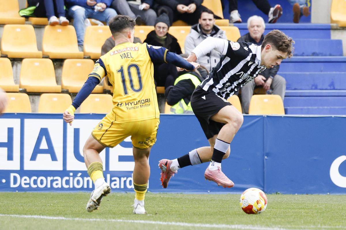 Un lance del partido entre el Alcorcón y el FC Cartagena