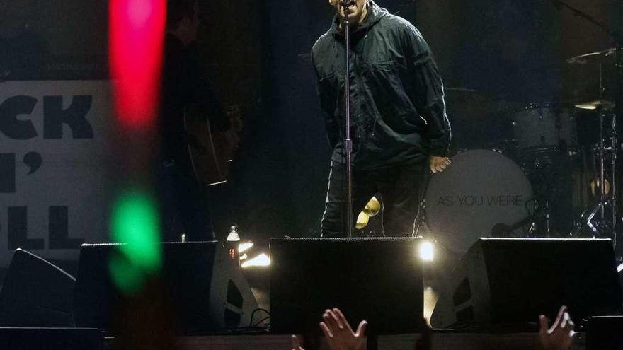 El cantante Liam Gallagher, durante su actuación en el Sonorama. // César Manso /AFP