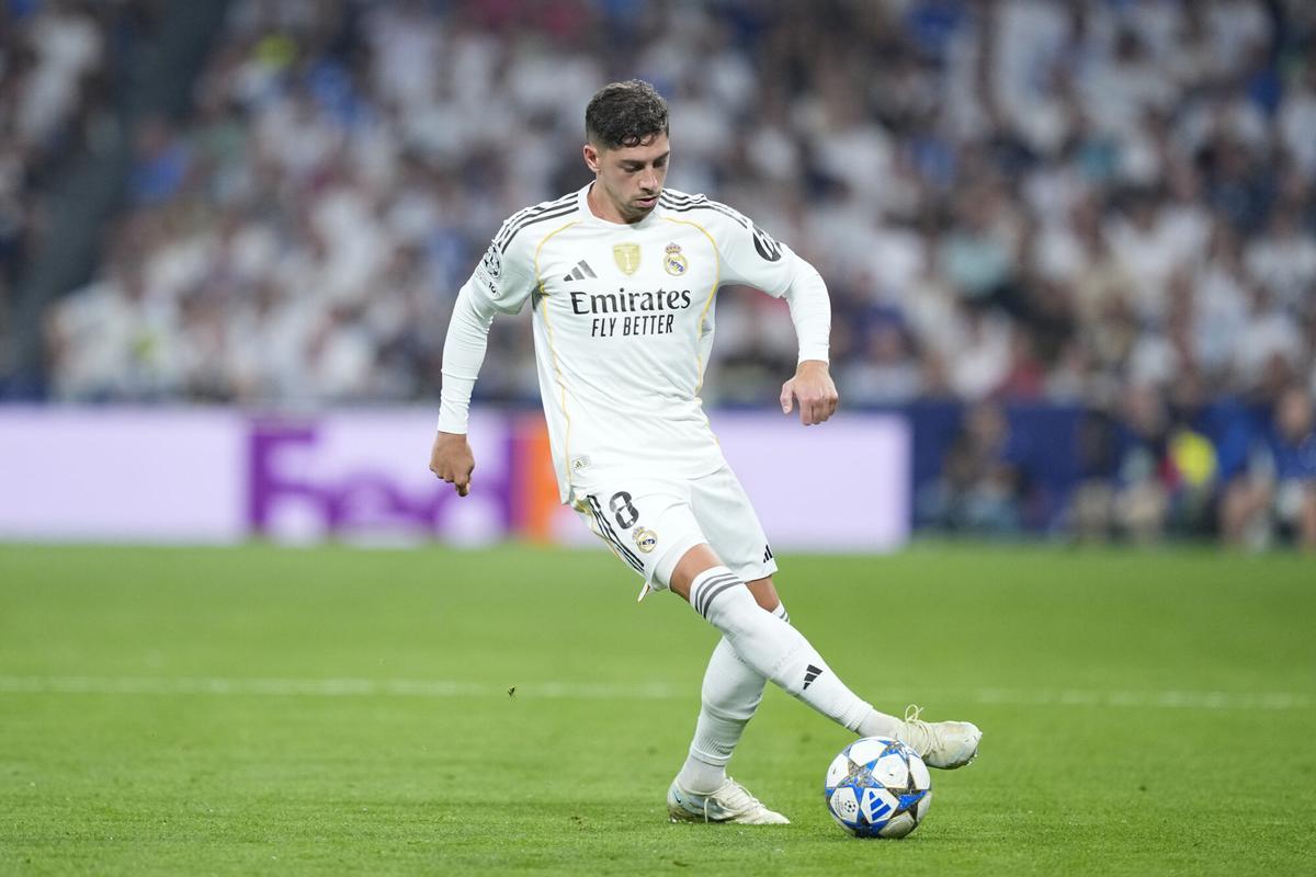 Federico Valverde of Real Madrid CF in action during the UEFA Champions League 2025/26 League Phase MD1 match between Real Madrid C.F. and Olympique de Marseille at Estadio Santiago Bernabeu on September 16, 2025 in Madrid, Spain. AFP7 16/09/2025 ONLY FOR USE IN SPAIN. Oscar J. Barroso / AFP7 / Europa Press;2025;SOCCER;SPAIN;SPORT;ZSOCCER;ZSPORT;Real Madrid C.F. v Olympique de Marseille - UEFA Champions League 2025/26 League Phase MD1;