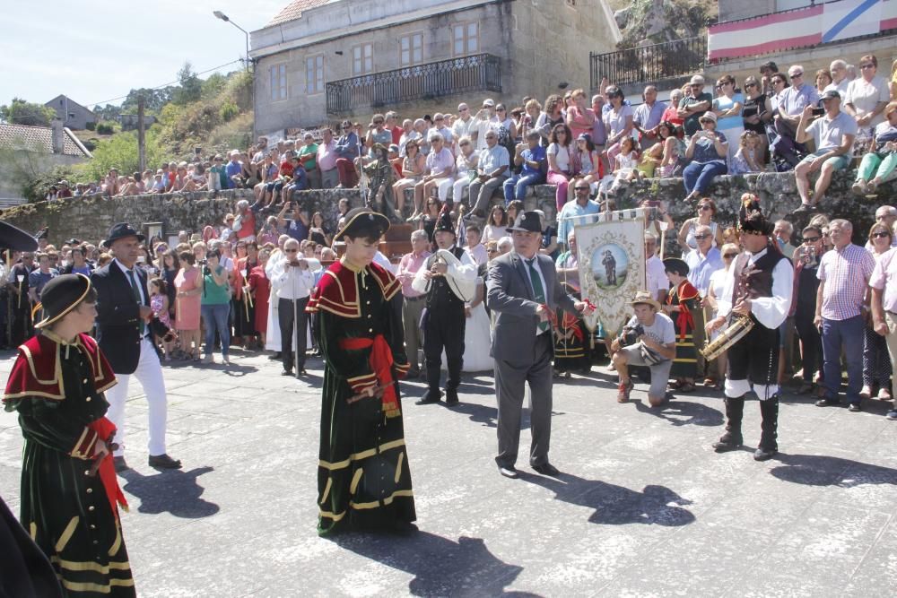 O Hío baila para rendir culto a San Roque