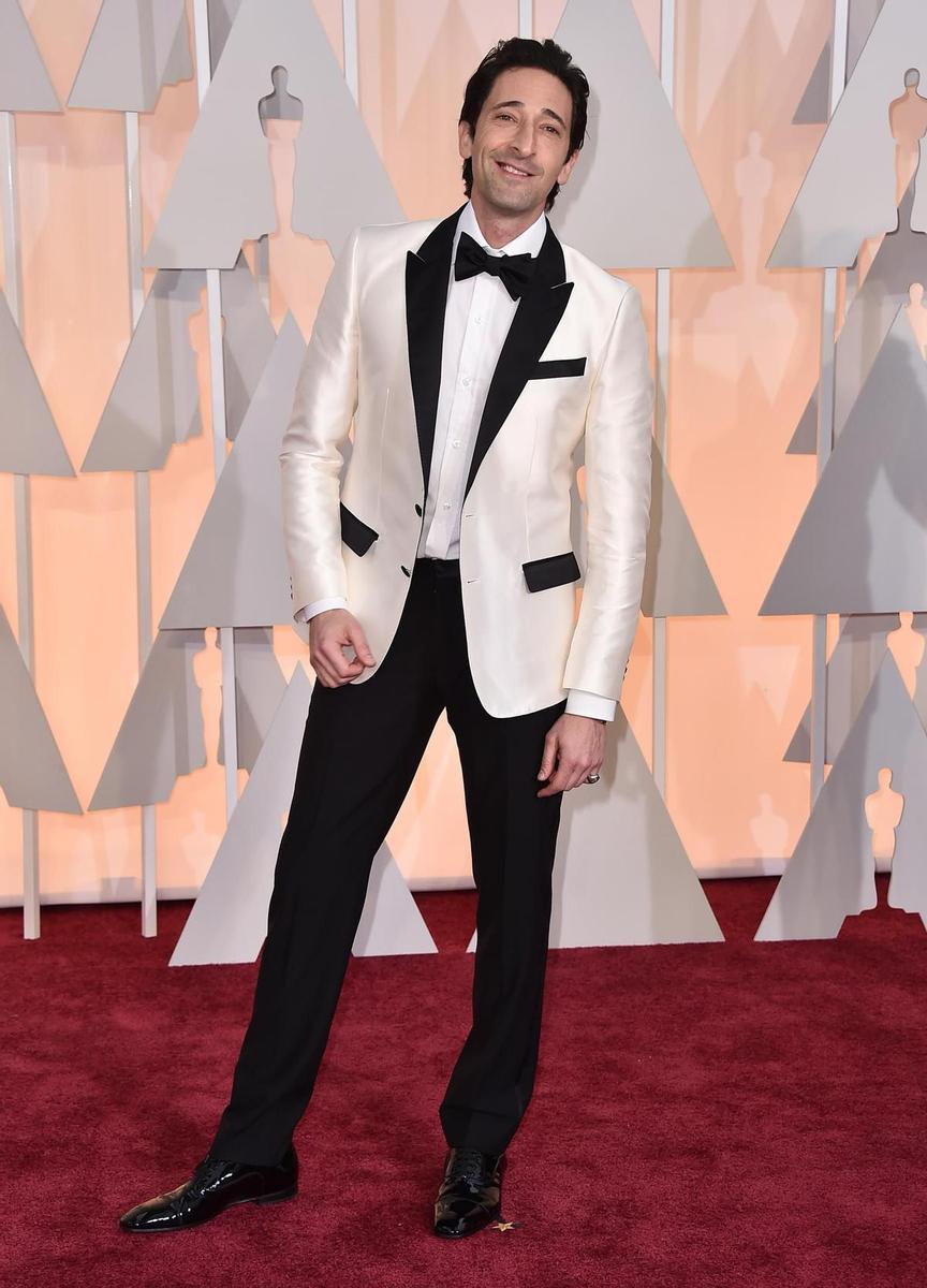 Oscar 2015, Adrien Brody de blanco y negro