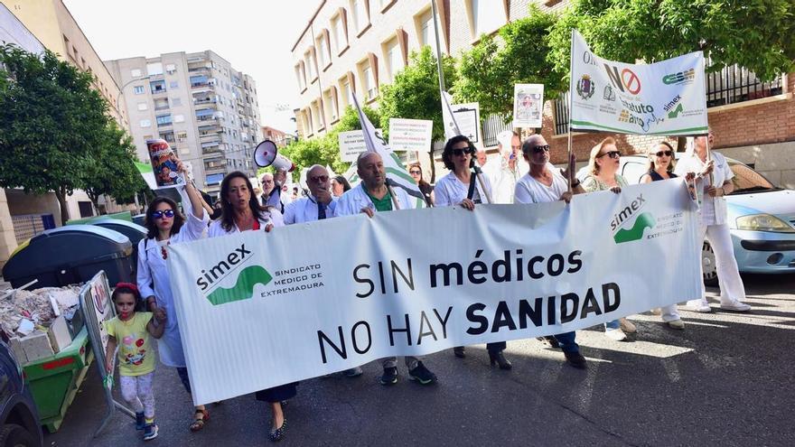 Médicos de Badajoz claman en una nueva movilización: 