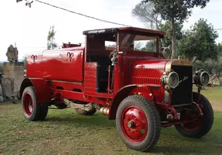 Cort comprará el primer vehículo de bomberos de Palma de 1914 para incluirlo en el Museo de Bomberos