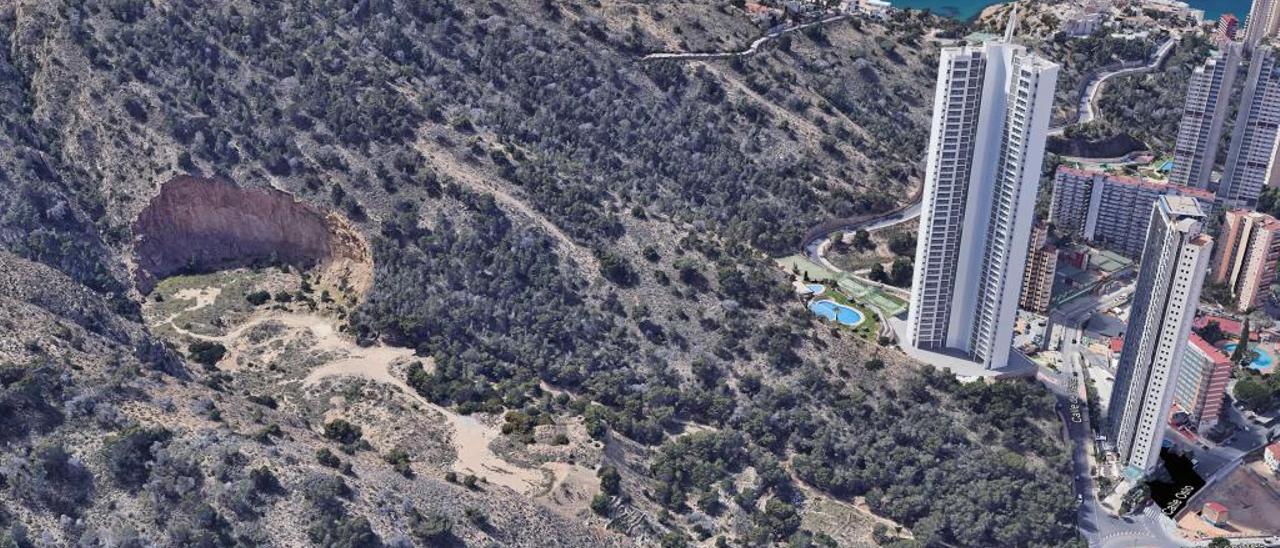 Imagen aérea de la cantera del Racó de l&#039;Infern de Benidorm situada en el parque natural de Serra Gelada.