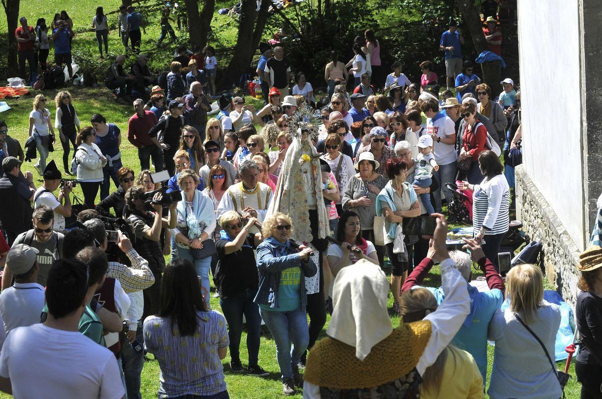 Ambiente en el prau durante la procesión