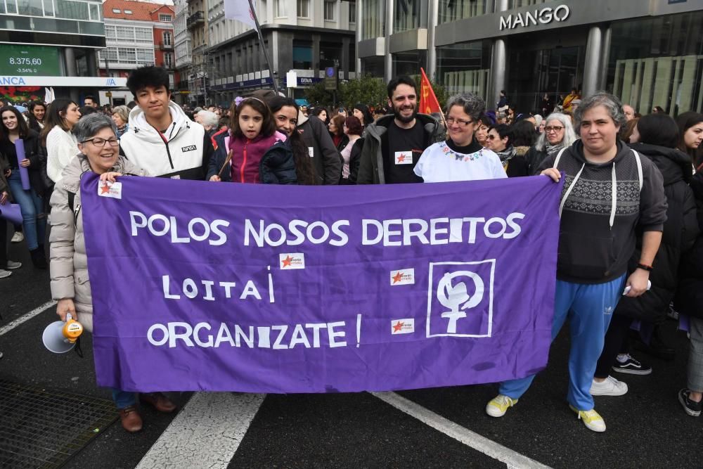 Unas 13.000 personas en el 8-M en A Coruña