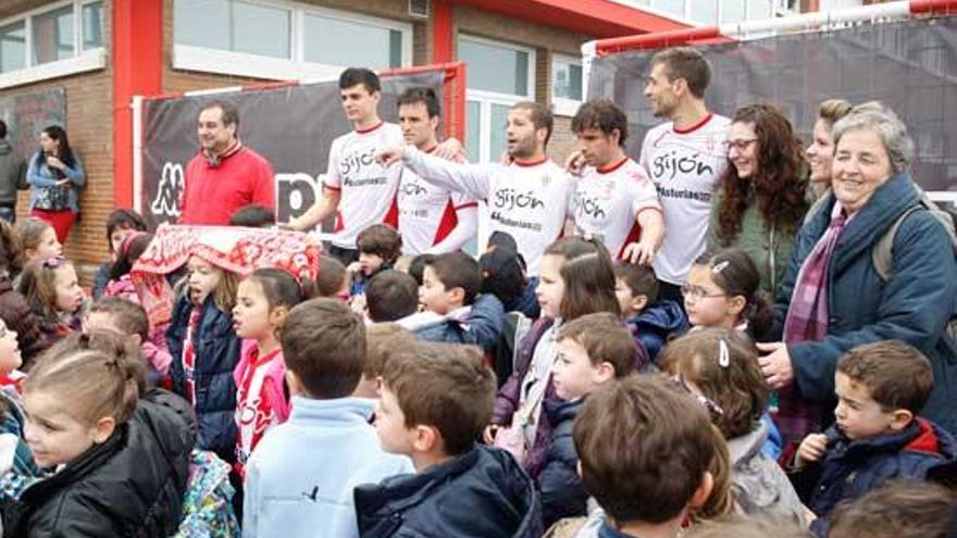 El Colegio Infanta Leonor rinde visita al conjunto rojiblanco