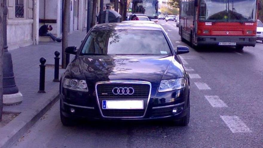 Un Audi A8 como el del presidente de la Generalitat.