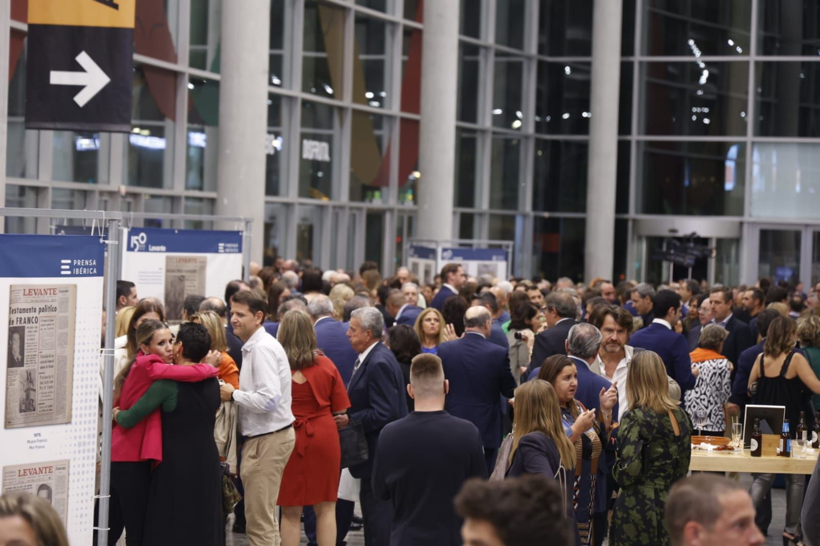 Todas las fotos de la gala de entrega de los premios Levante-EMV - 150 Aniversario