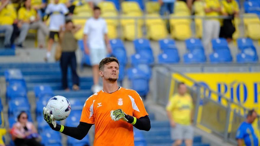 La fiesta de 'Ceuta no se vende': Enzo por Ruiz y el 'traspasado' Horkas, descarte de la UD Las Palmas
