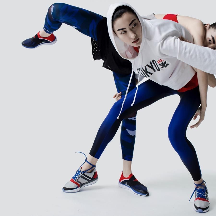 Gymwear Warrior Oysho By Ernesto Artillo, sudaderas it
