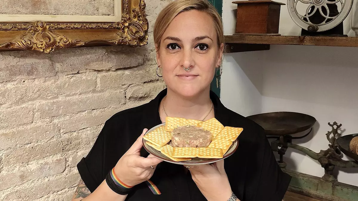 Barcelona buena y barata: fricandó y tartar de butifarra en Can Pringa