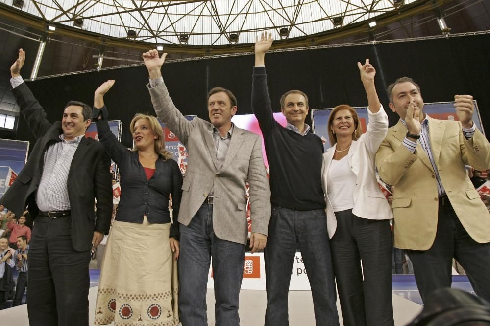 Alborch, junto a José Luis Rodríguez Zapatero en un acto electoral en Valencia.