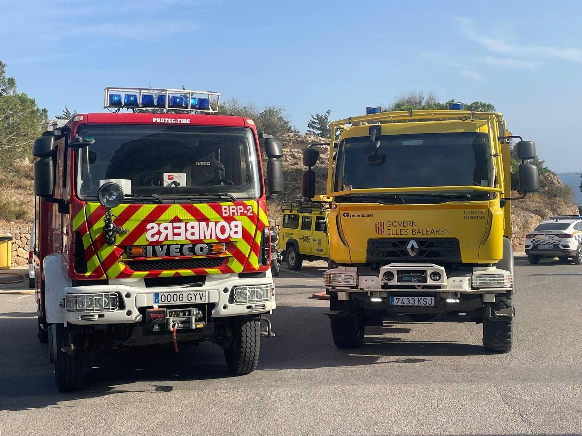 Galería: Todas las fotos del incendio en es Soto este lunes