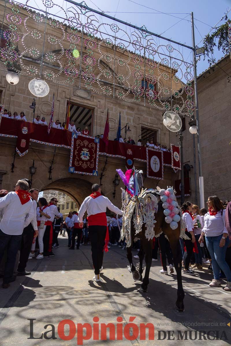 Recorrido Caballos del Vino día dos de mayo en Caravaca