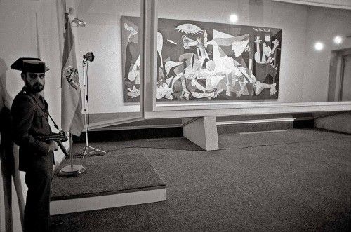El retorno del 'Guernica', de Antonio Suárez