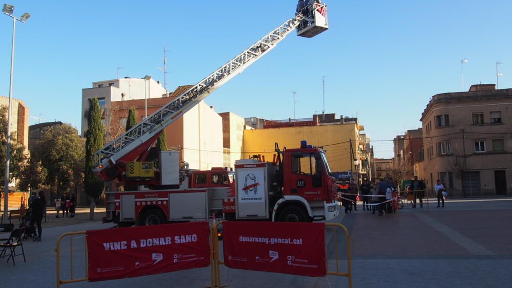 «Els Bombers t''acompanyen a donar sang» a Figueres