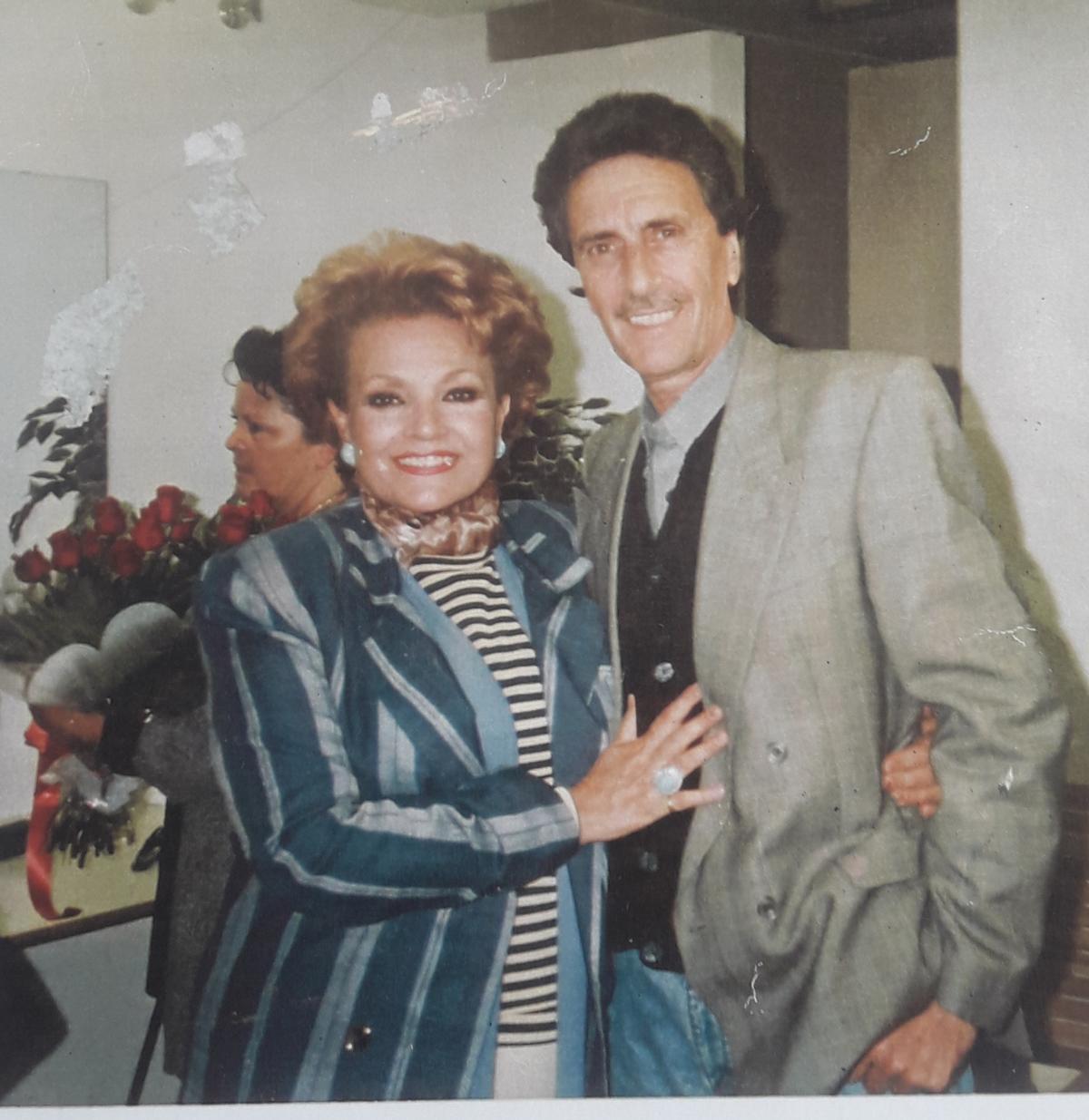 El showman alicantino Emilio Frases junto a Carmen Sevilla.