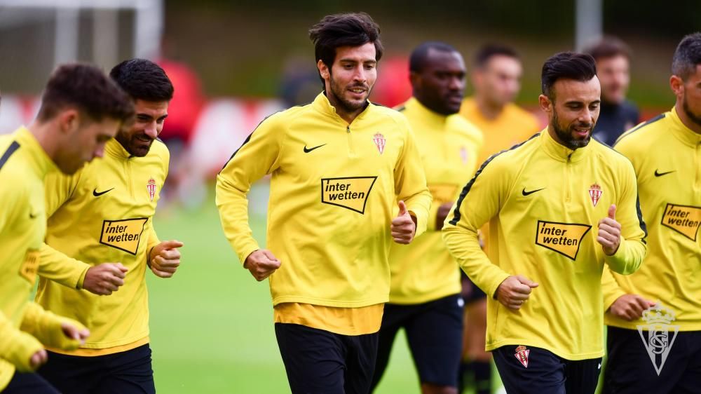 Entrenamiento del Sporting en Mareo.