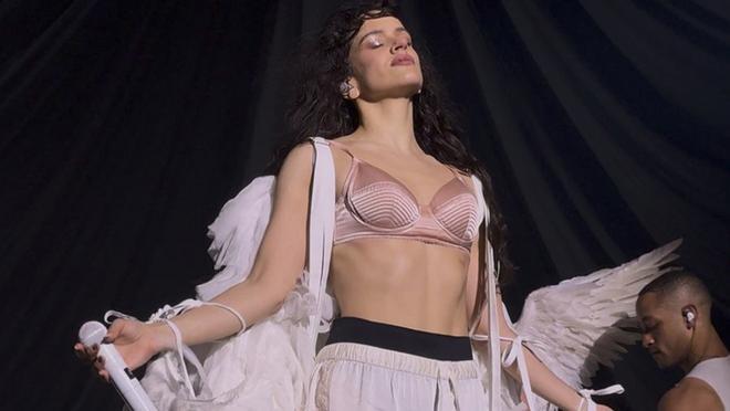 Rosalía: primer concierto de la gira 'Lux' en Lyon