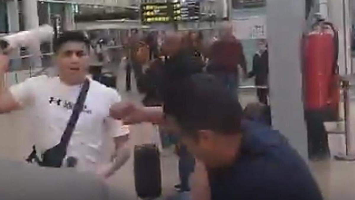 Pelea en el Prat