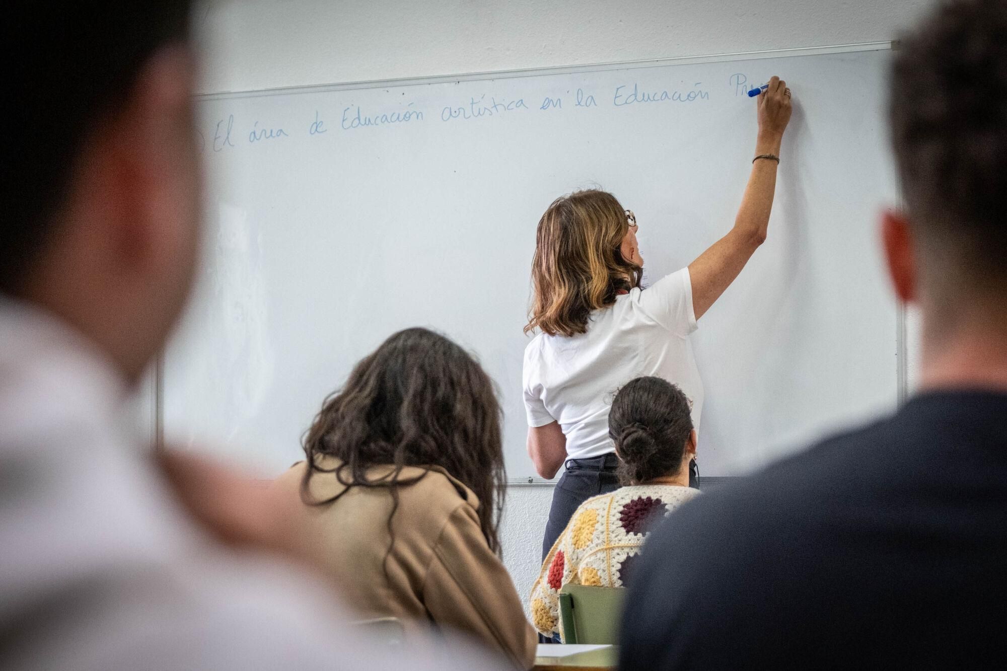Celebración de oposiciones a profesorado en Canarias.