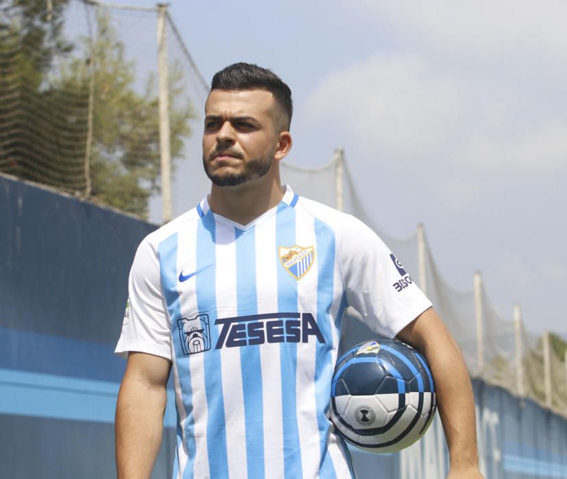 El Málaga CF presenta a Sadiku , González, y Benkhemassa