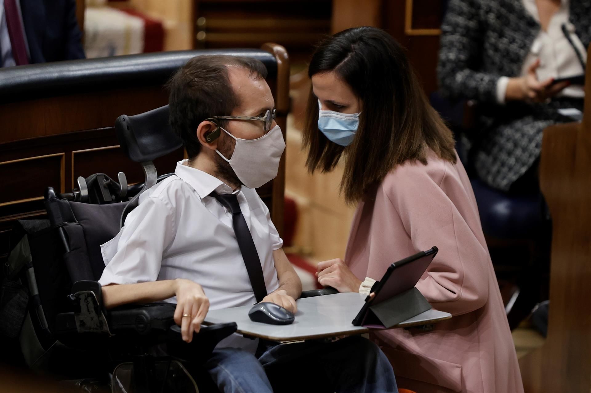 Pablo Echenique y Ione Belarra.