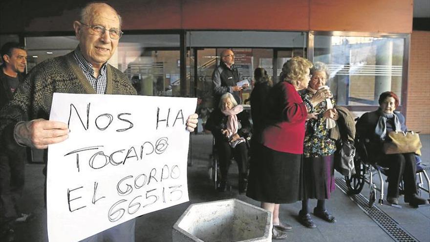 Una administración de lotería de Madrid vende casi íntegramente el Gordo