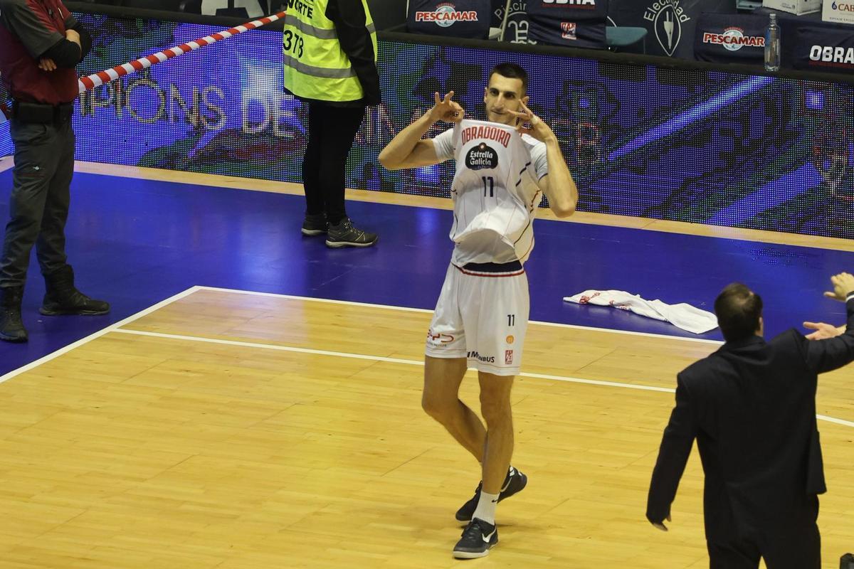 El Obradoiro asciende y convierte Sar en una fiesta de ACB