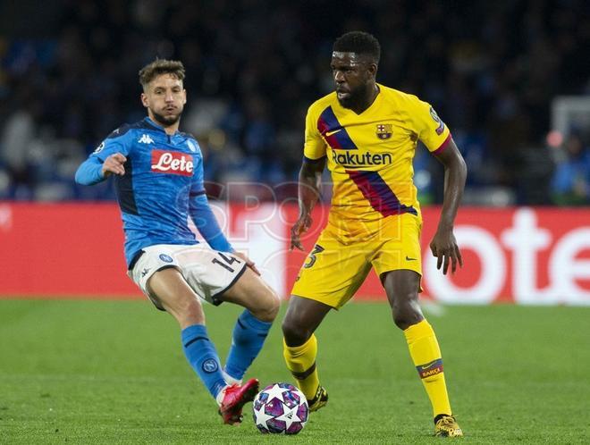 Las mejores imágenes del partido entre el SSC Nápoles y el FC Barcelona de ida de octavos de final de la Champions League disputtado en el estadio San Paolo en Nápoles.