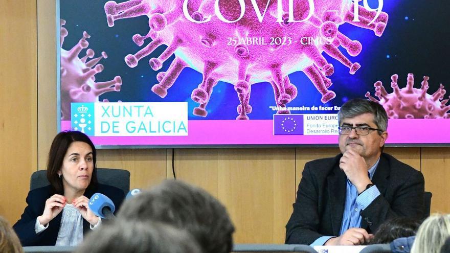Patricia Argerey e Vicente Pérez na inauguración da xornada de presentación de proxectos relacionados coa covid / |  S.ALVITE