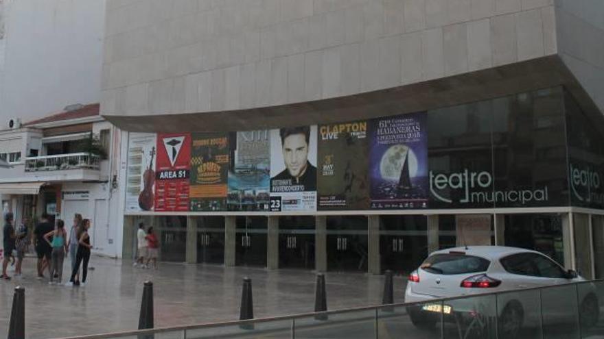 El PP tenía abierto el Teatro pese a ser multado por falta de licencia