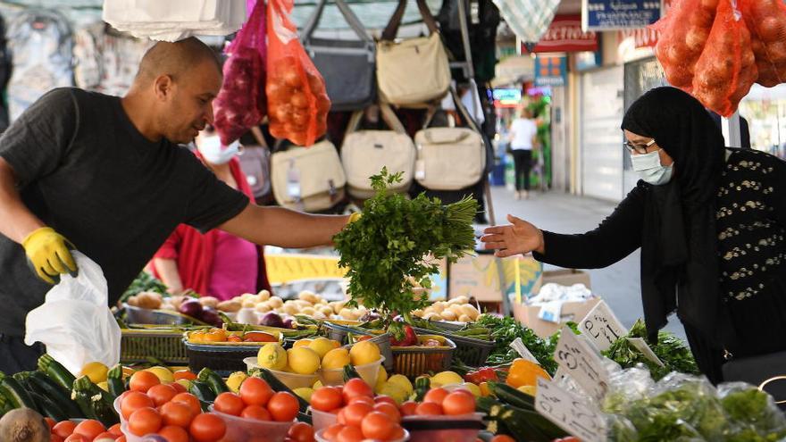 Un mercadillo al aire libre en Londres.